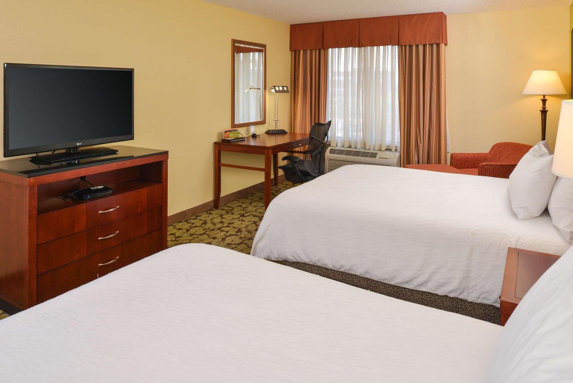 Hilton Garden Inn Терре-Хот Экстерьер фото